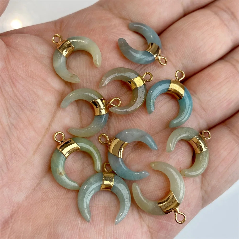 3PCS/lot Natuarl Moon Shape Gems Stone Pendants