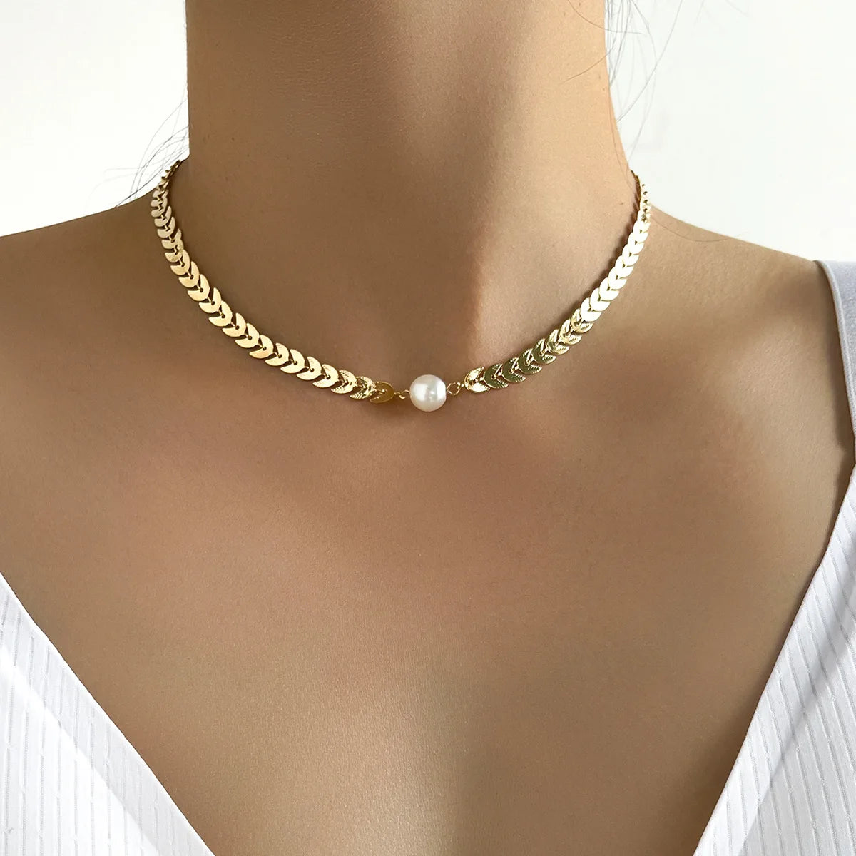 New Beads Women's Neck Chain Kpop Gold Pearl Choker Necklace