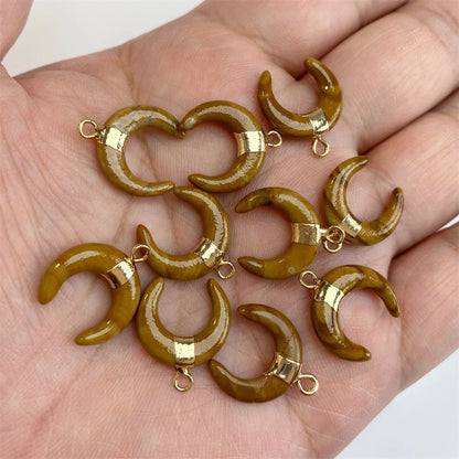 3PCS/lot Natuarl Moon Shape Gems Stone Pendants